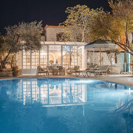 Panjur (adults Only) 2* אלאקאטי